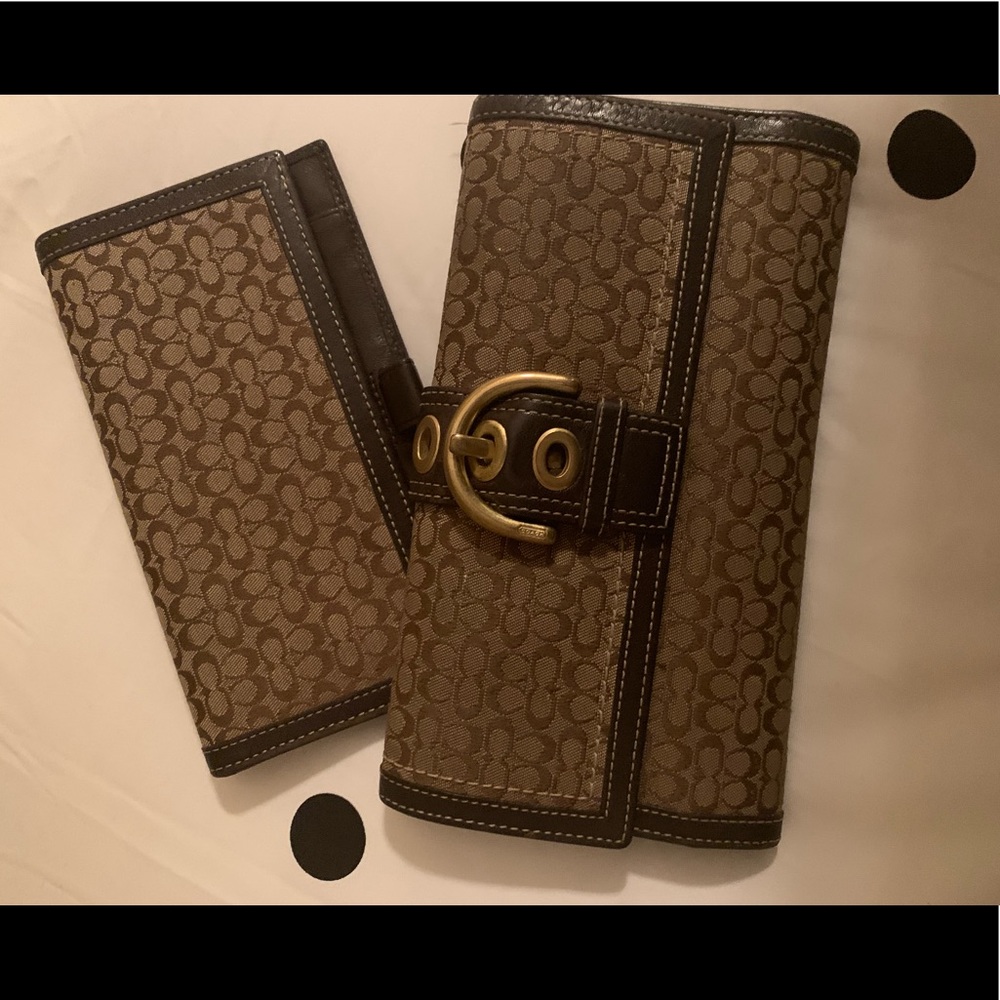Coach wallet and checkbook